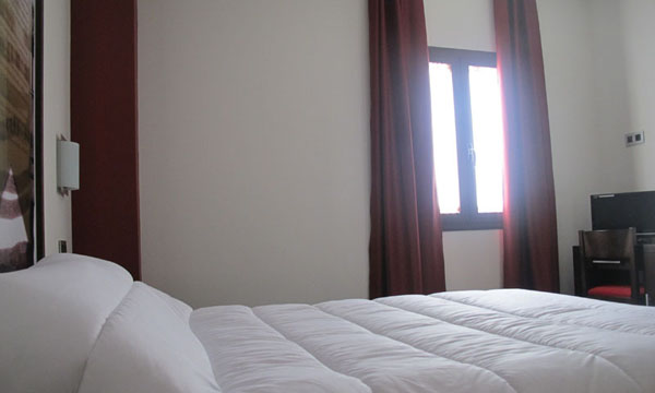 Cheap hotel in Baeza